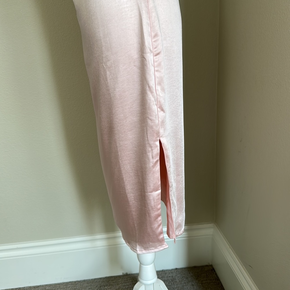 Superdown Dress - Picture 3 of 8